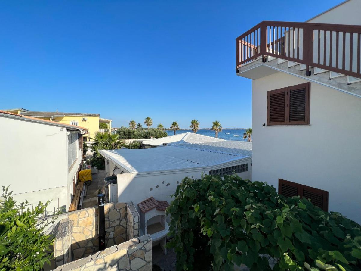 Emko Apartmens Vir Apartamento Exterior foto